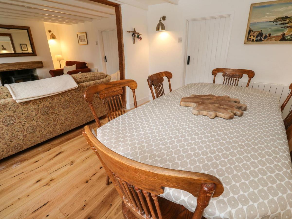 Oaktree Cottage 세인트오스틀 외부 사진