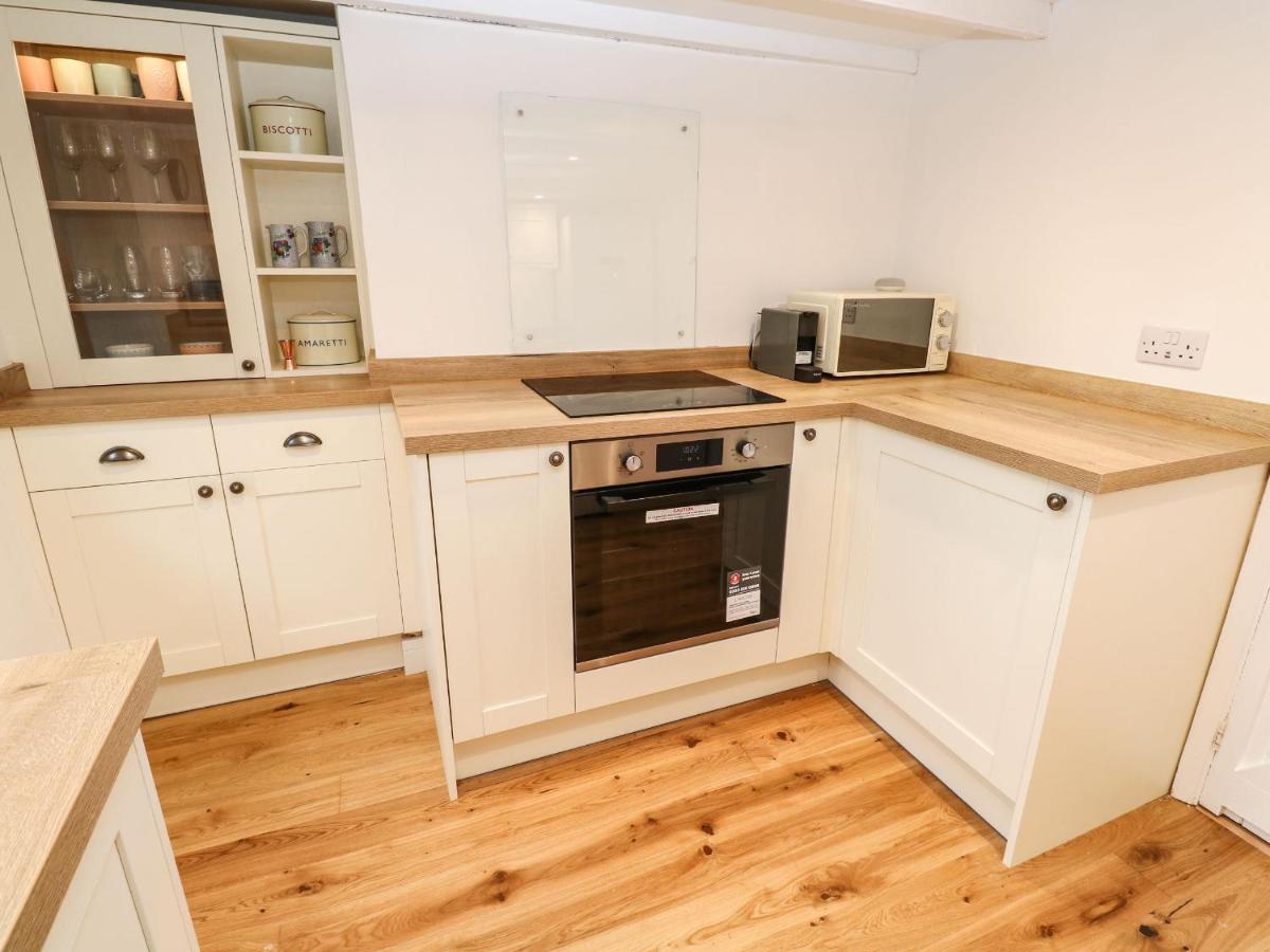 Oaktree Cottage 세인트오스틀 외부 사진